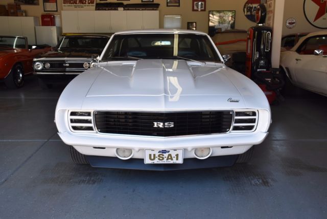 1969 White Chevrolet Camaro 2Dr Sport Coupe RS