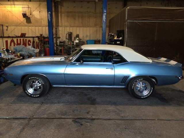 1969 Glacier Blue w/White Stripes & Vinyl Roof Chevrolet Camaro Coupe