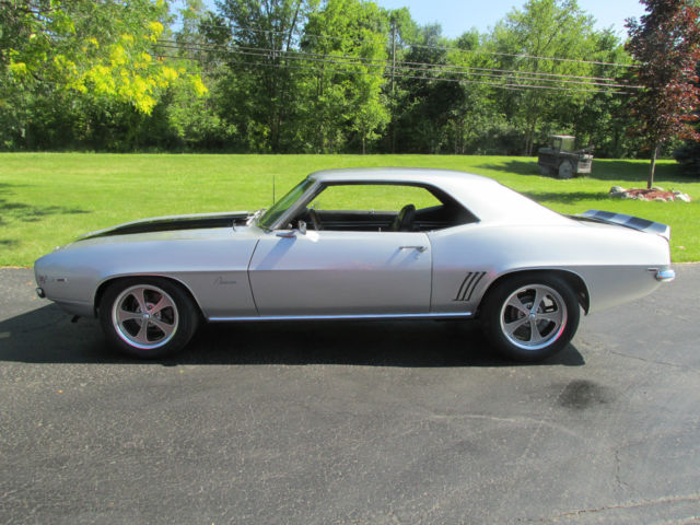 1969 Cortez Silver with black strips Chevrolet Camaro
