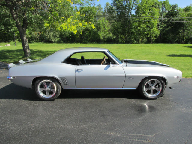 1969 Cortez Silver with black strips Chevrolet Camaro