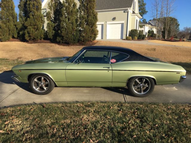 1969 Frost Green Chevrolet Chevelle Coupe