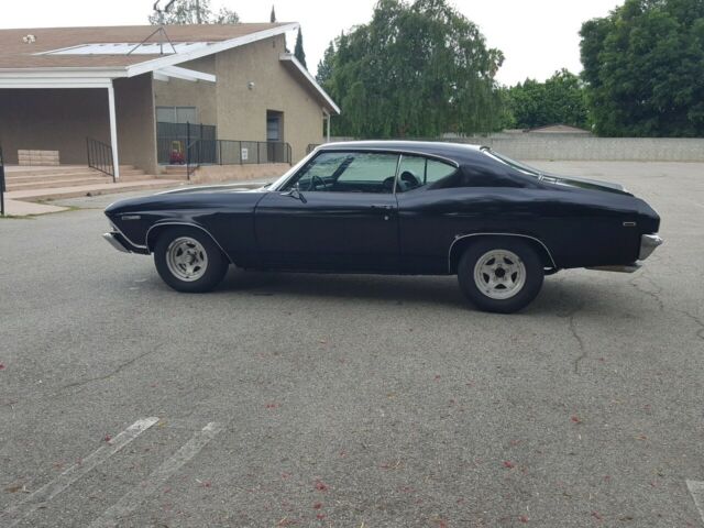1969 black Chevrolet Chevelle Coupe