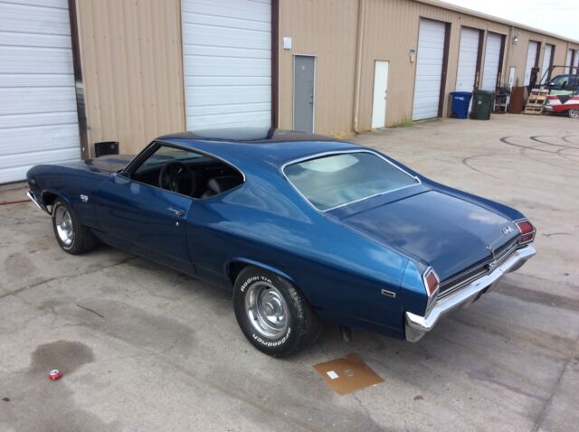 1969 Blue Chevrolet Chevelle Coupe