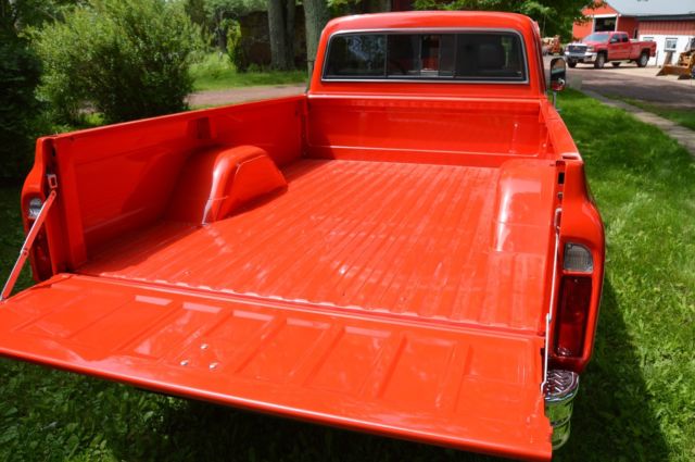 1969 Victory Red Chevrolet C/K Pickup 2500