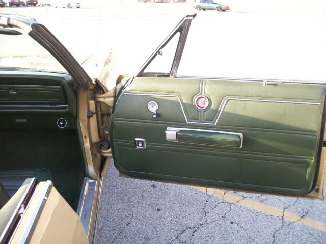 1969 Gold Chrysler 300 Series Convertible