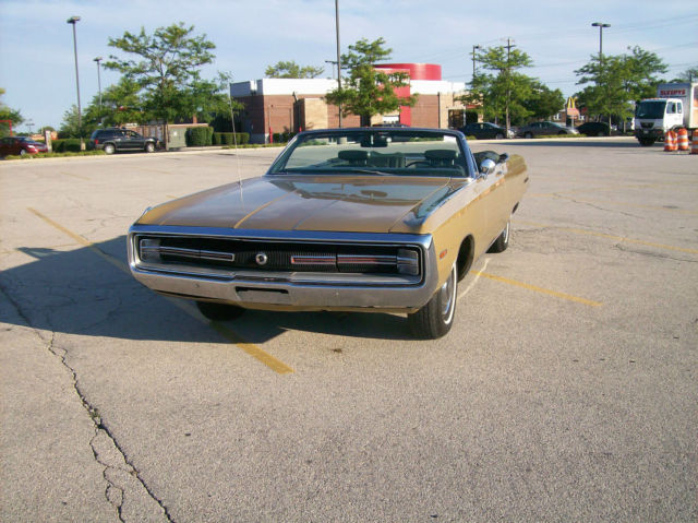 1969 Gold Chrysler 300 Series Convertible