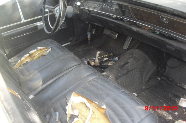 1969 green Chrysler Town & Country