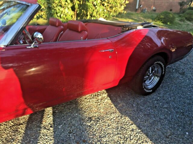 1969 Red Oldsmobile 442 Convertible