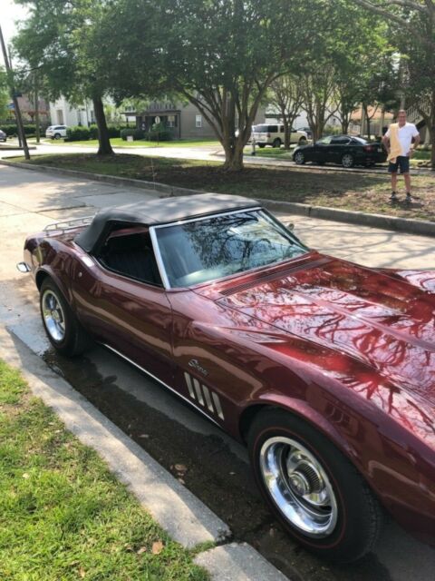 1969 Burgundy Chevrolet Corvette Convertible