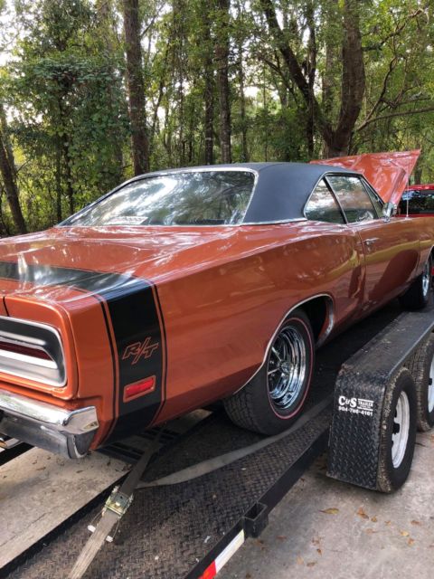 1969 Orange Dodge Coronet