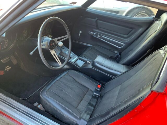 1969 red Chevrolet Corvette