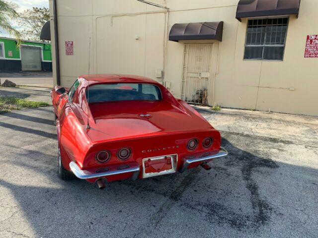 1969 red Chevrolet Corvette
