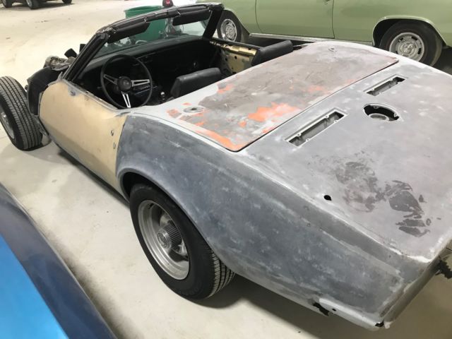 1969 Black Chevrolet Corvette Convertible