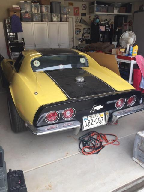 1969 Yellow Chevrolet Corvette Coupe