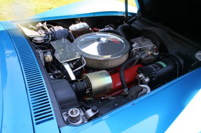 1969 Blue Chevrolet Corvette Coupe