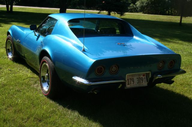 1969 Blue Chevrolet Corvette Coupe