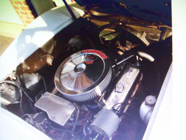 1969 White Chevrolet Corvette Convertible