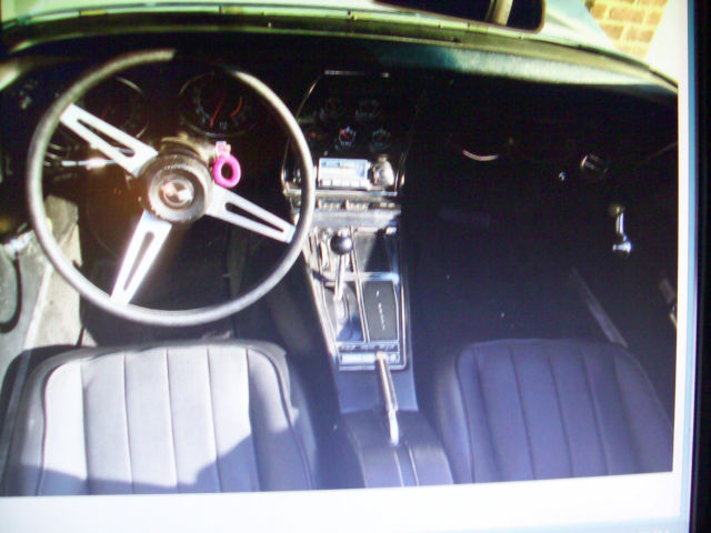 1969 White Chevrolet Corvette Convertible