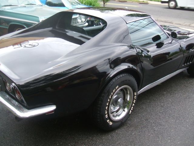 1969 Black Chevrolet Corvette Coupe