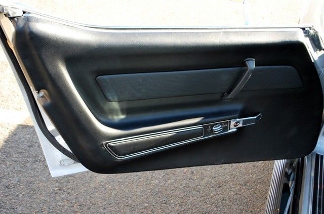 1969 Silver Chevrolet Corvette Coupe