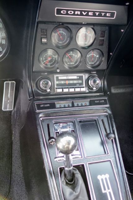 1969 Blue Chevrolet Corvette Coupe