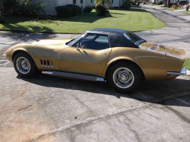 1969 RIVERSIDE GOLD Chevrolet Corvette roadster