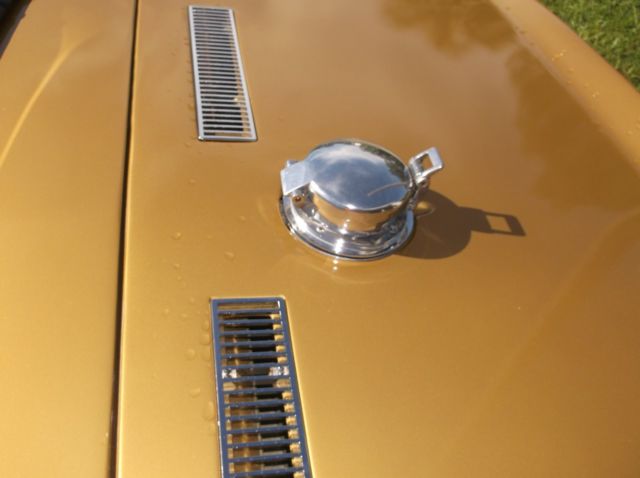 1969 RIVERSIDE GOLD Chevrolet Corvette roadster