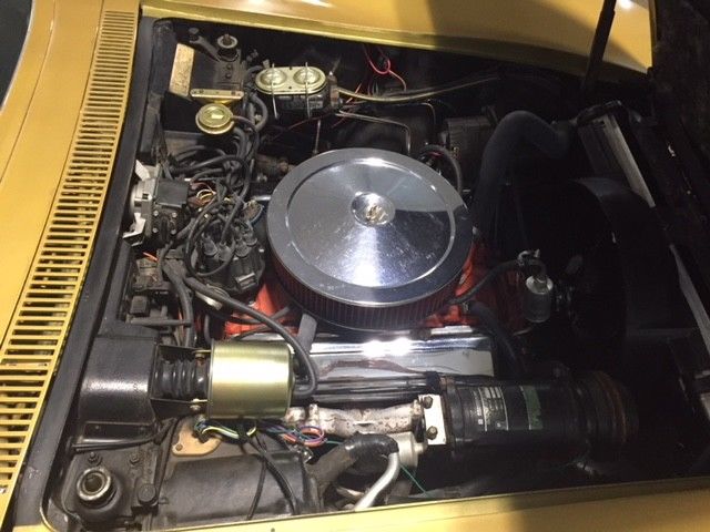 1969 Riverside Gold Chevrolet Corvette Coupe