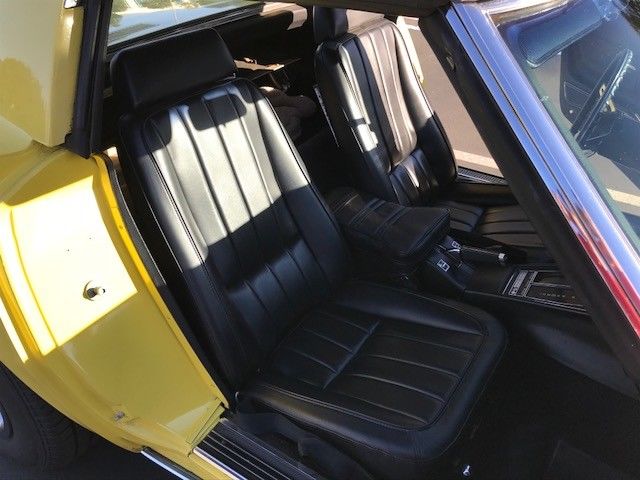 1969 Yellow Chevrolet Corvette Coupe