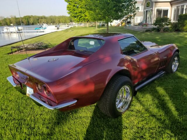1969 Burgundy Chevrolet Corvette t-top