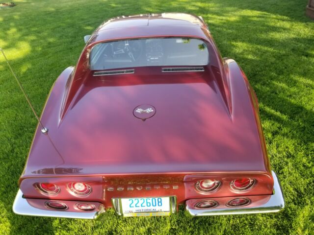 1969 Burgundy Chevrolet Corvette t-top