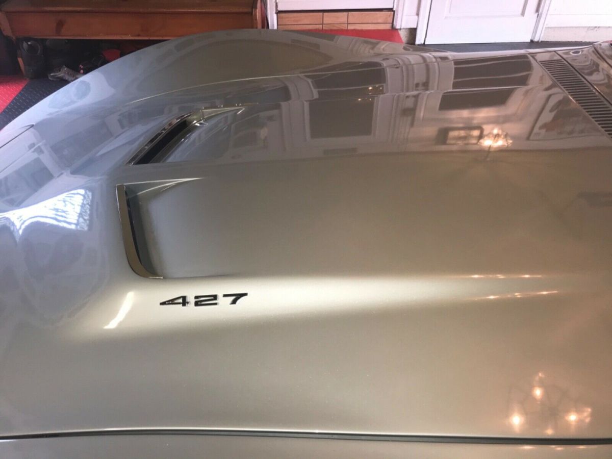 1969 Silver Chevrolet Corvette