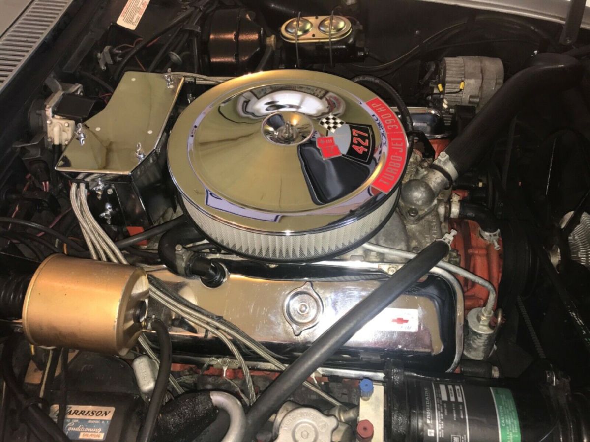 1969 Silver Chevrolet Corvette