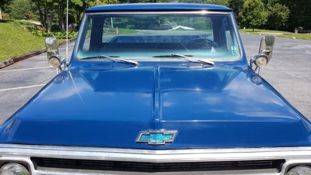 1969 Blue Chevrolet C-10 Standard Cab Pickup