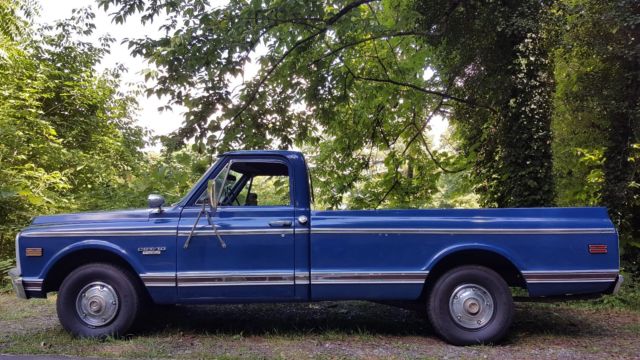 1969 Blue Chevrolet C-10 Standard Cab Pickup