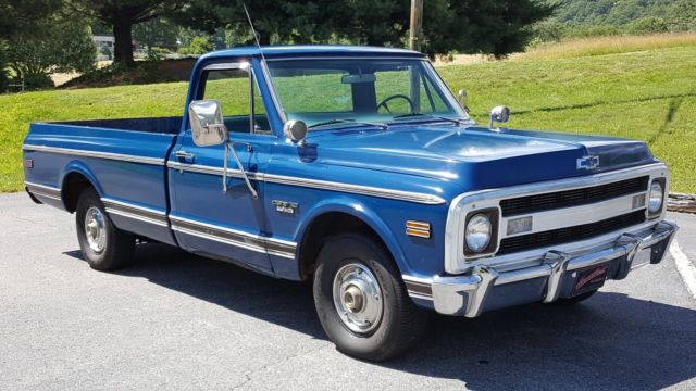 1969 Blue Chevrolet C-10 Standard Cab Pickup