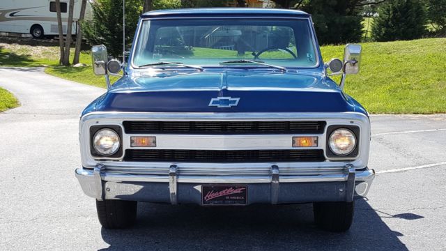 1969 Blue Chevrolet C-10 Standard Cab Pickup