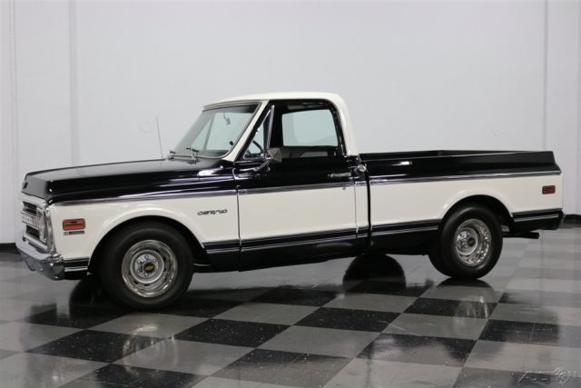1969 Black Chevrolet C10