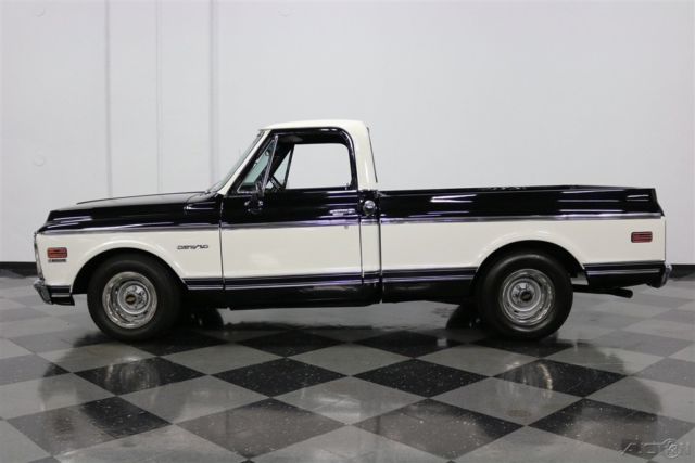 1969 Black Chevrolet C10