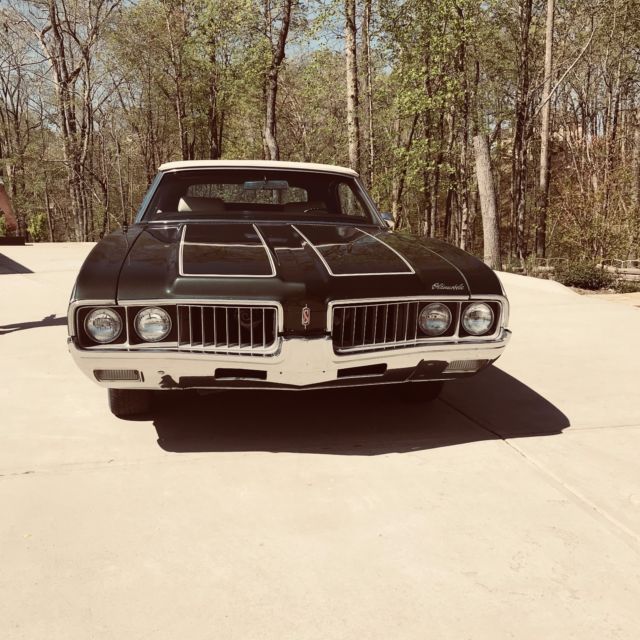 1969 Green Oldsmobile Cutlass Convertible