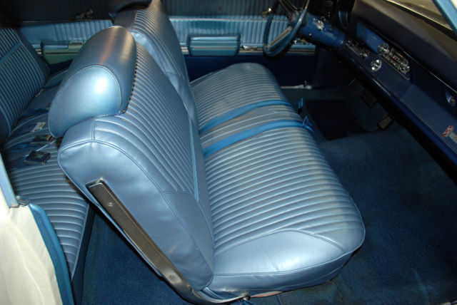 1969 White Oldsmobile Cutlass 2dr post