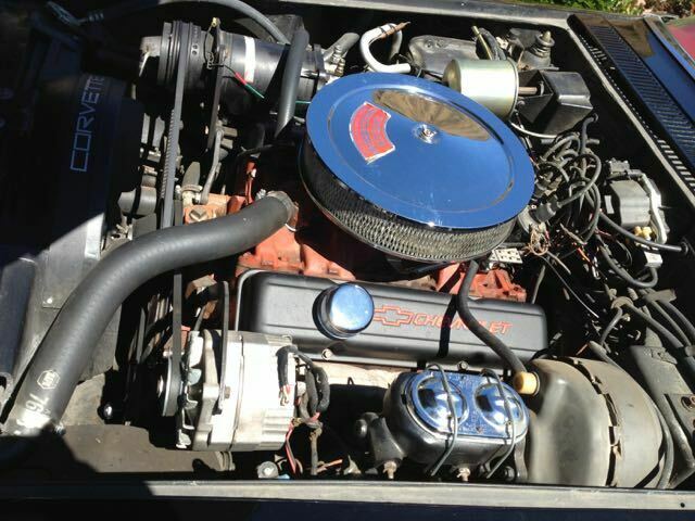 1969 Black Chevrolet Corvette Coupe / Removable top