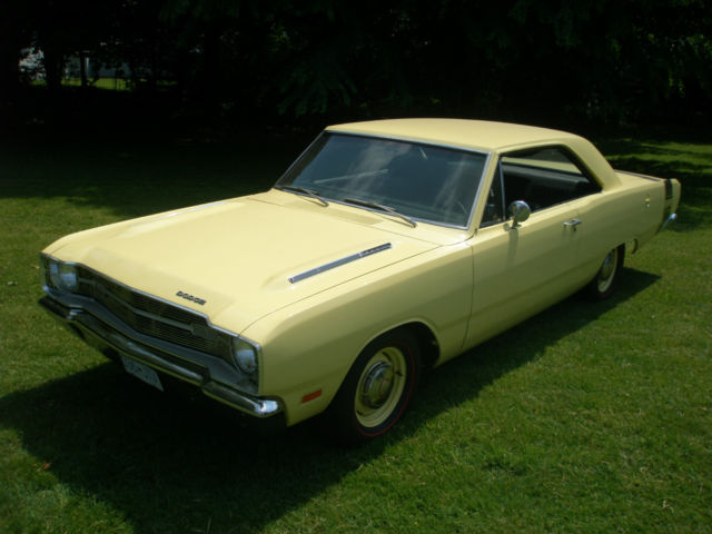 1969 Sunfire Yellow Dodge Dart