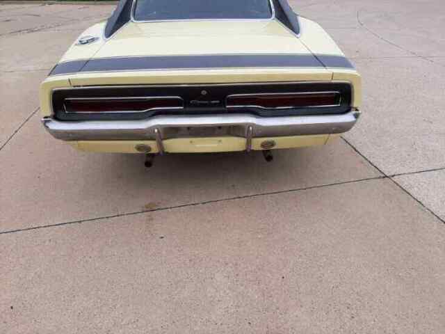 1969 Yellow Dodge Charger Coupe