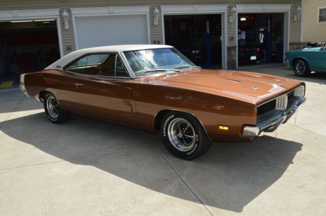 1969 Bronze Dodge Charger Coupe