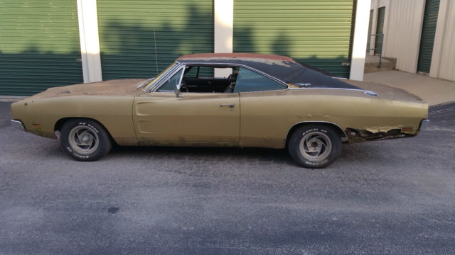 1969 gold Dodge Charger U/K