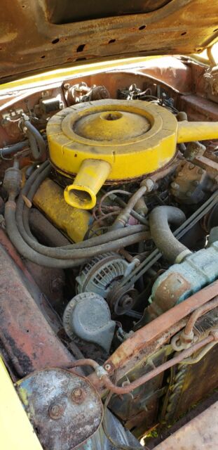 1969 Yellow Dodge Coronet Coupe