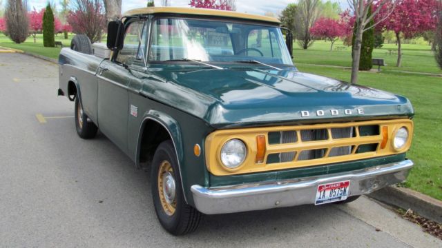 1969 Green / Gold Dodge Other Pickups Regular Cab Truck