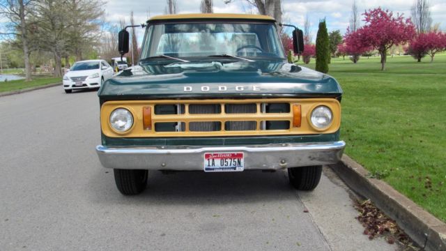 1969 Green / Gold Dodge Other Pickups Regular Cab Truck