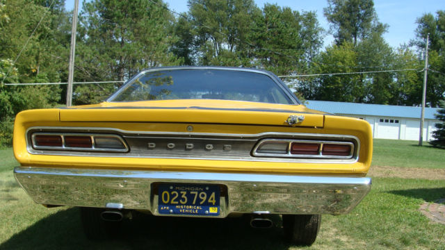 1969 Butterscotch Dodge Coronet